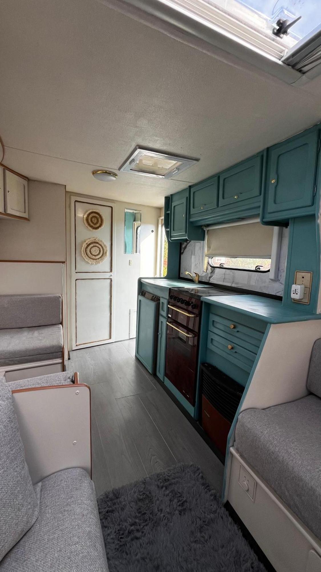 Caravan Albania Campingplatz *