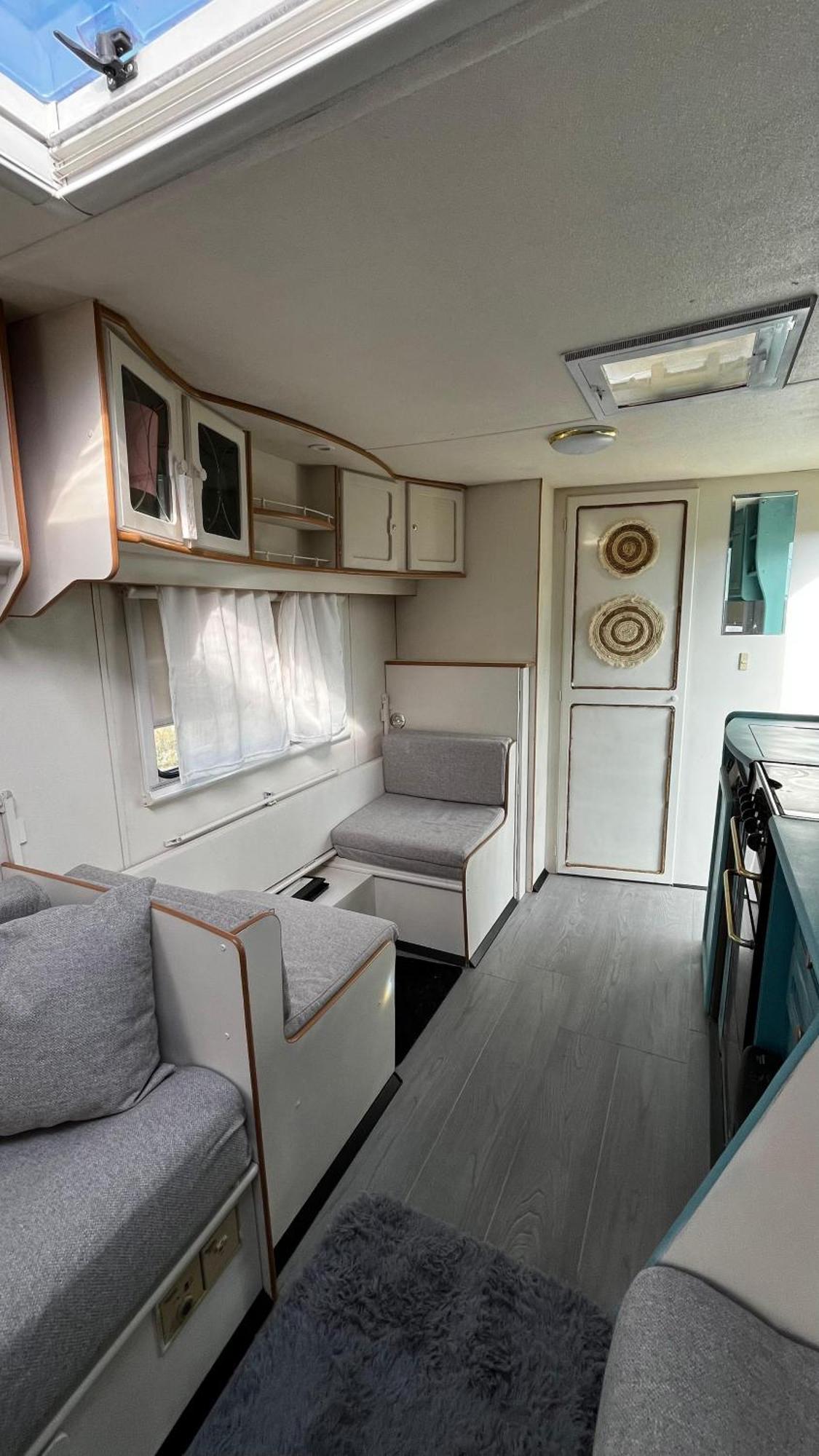 Caravan Albania Campingplatz *